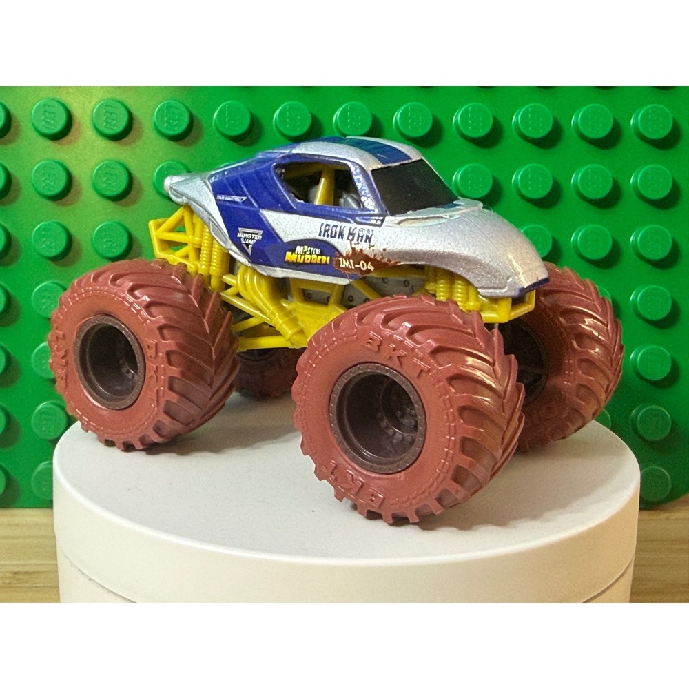 Monster Jam Iron Man Mystery Mudders 1:64 Die-Cast Truck Blue Silver Marvel